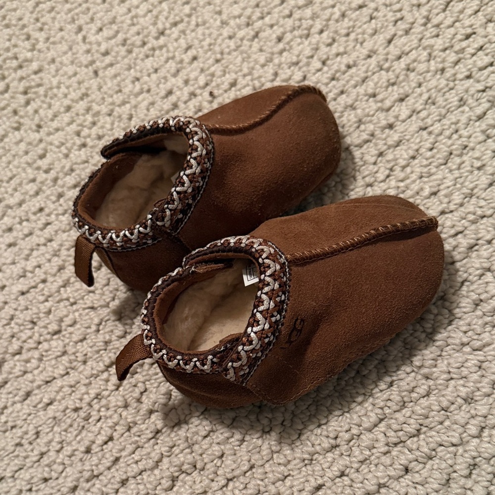 Ugg Baby Slippers - Cozy Lined Shoe